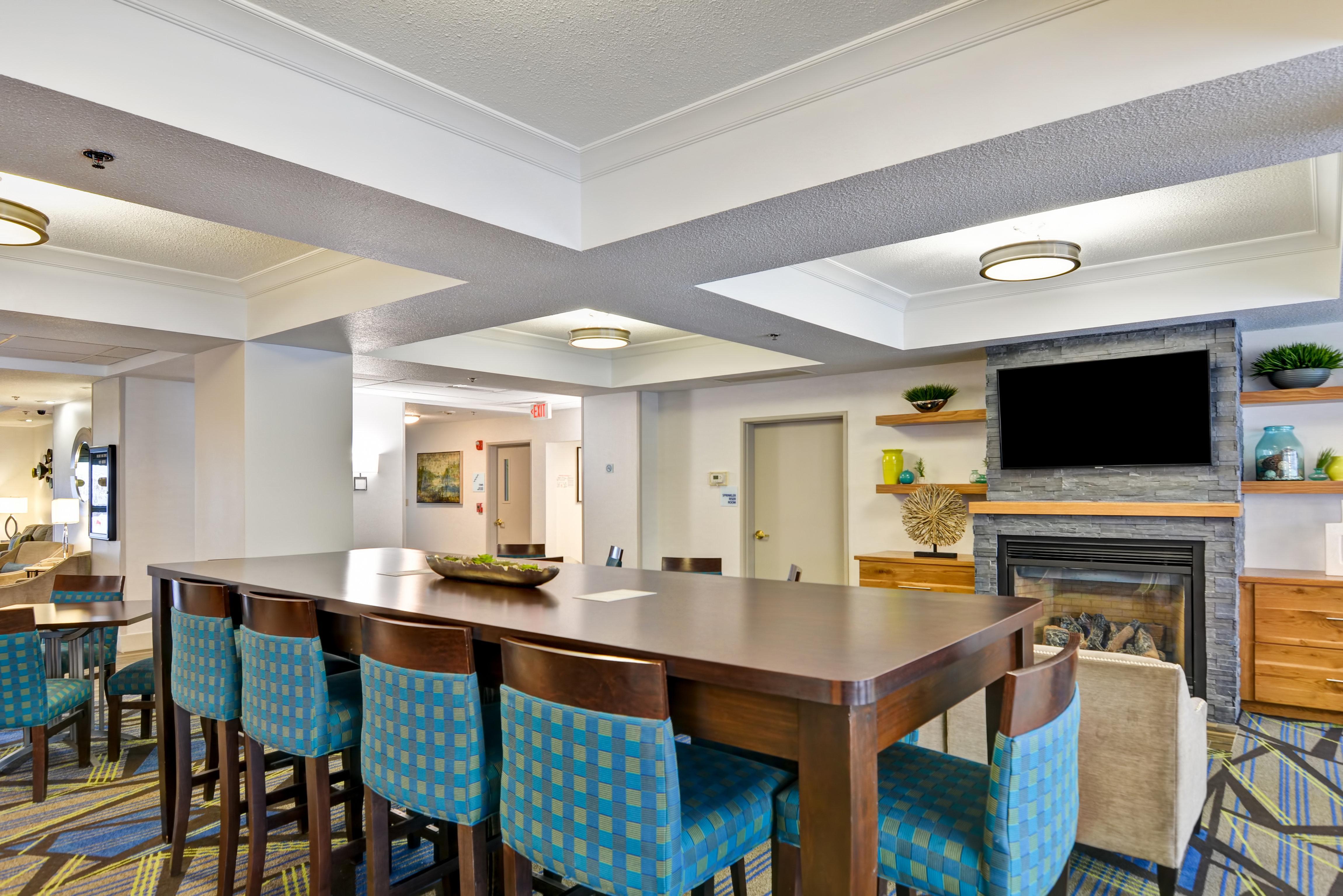 Holiday Inn Express Hotel & Suites Milwaukee-New Berlin By Ihg Exterior foto